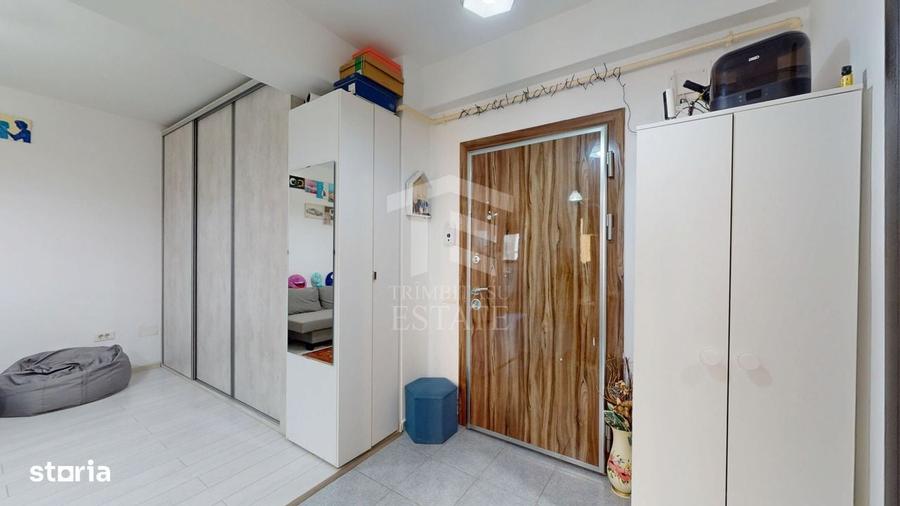 Apartament cu 2 camere semidecomandat în Roșu
