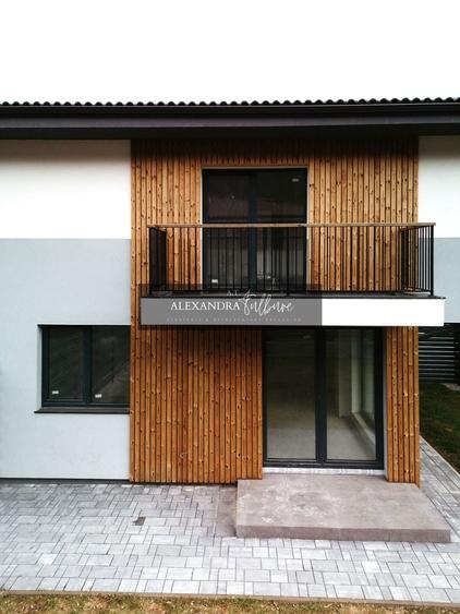 Duplex cu 4 camere cu Canalizare în Florești