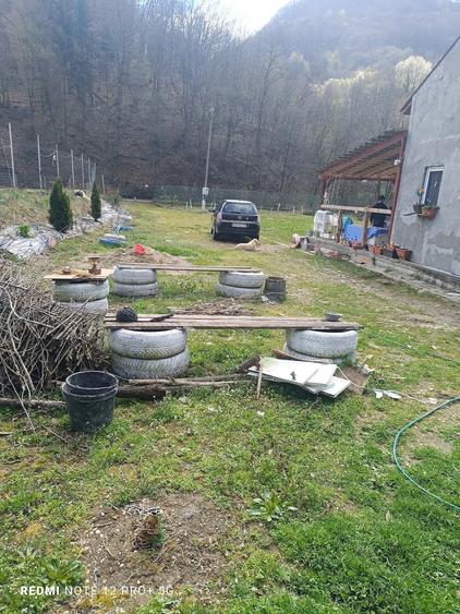 Casă cu Teren 1046 Mp în Hărțăgani