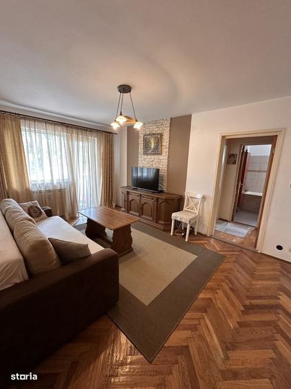 Apartament cu 2 camere semidecomandat în Central