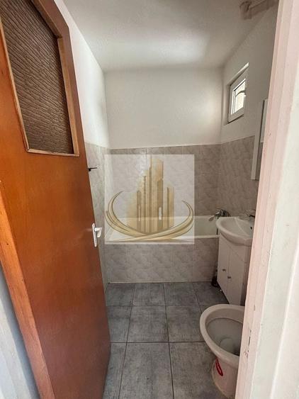 Apartament cu 2 camere semidecomandat în Rahova