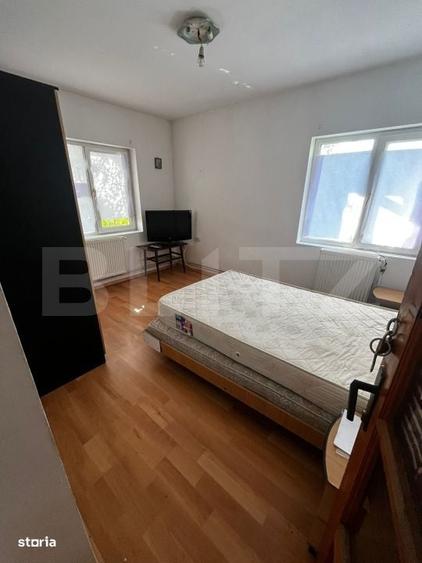 Casă cu 4 camere în Vânători