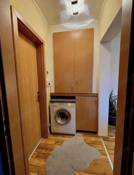 Apartament cu 2 camere semidecomandat în Aurel Vlaicu