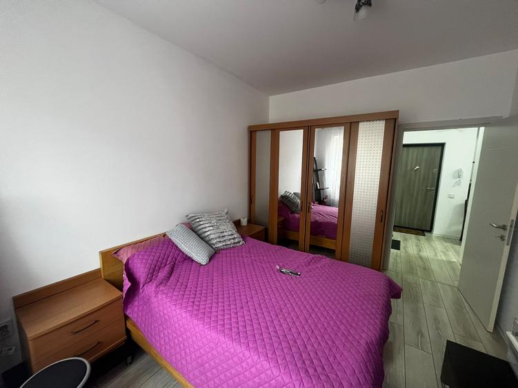 Apartament cu 2 camere decomandat în Militari