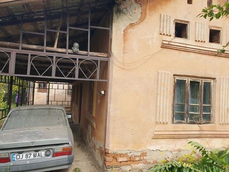 Casă cu 4 camere în Bratovoești