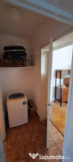 Apartament cu 2 camere semidecomandat în Calea București