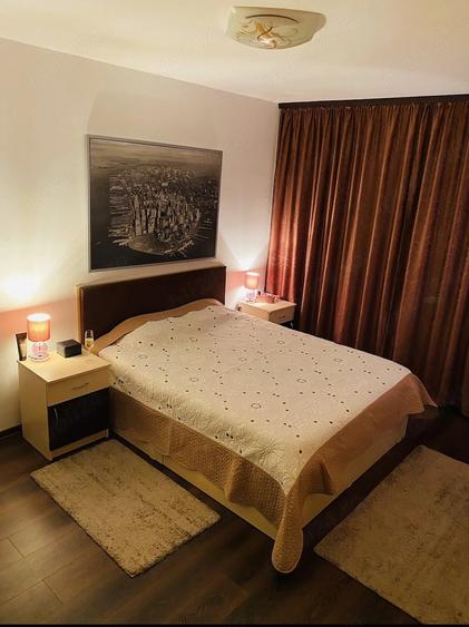 Apartament cu 2 camere decomandat în Tractorul