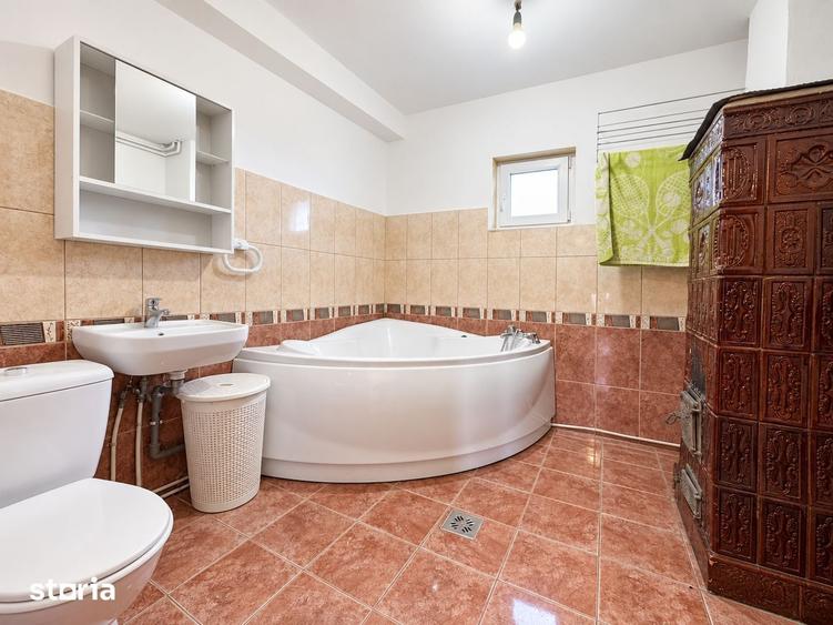 Apartament cu 3 camere în Iorga