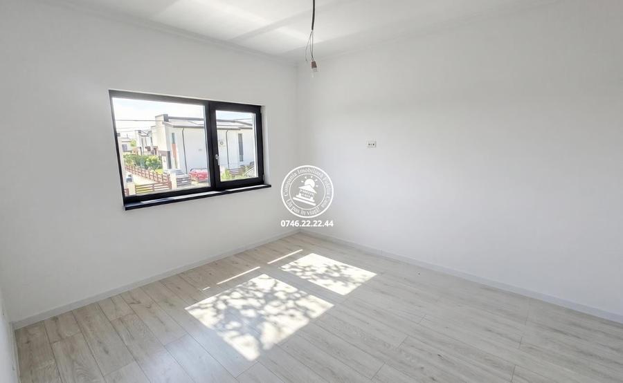 Vila duplex de vanzare in Rediu - 1