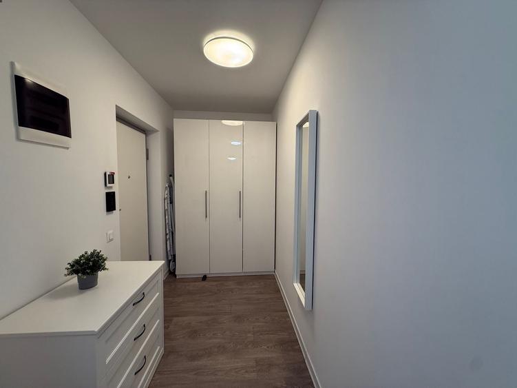 Apartament cu 2 camere, mobilat în Pipera