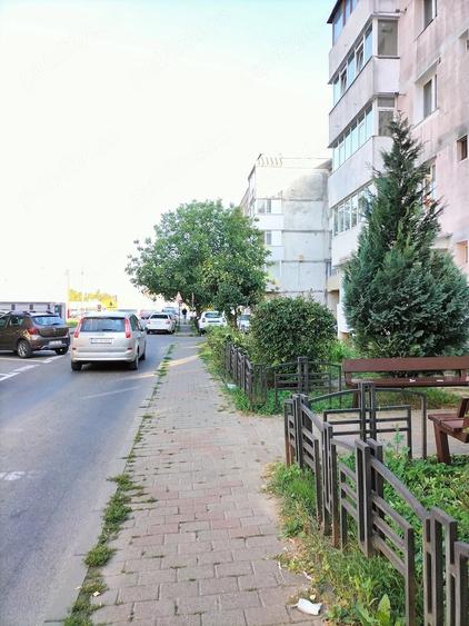 Apartament cu 2 camere decomandat în Precista