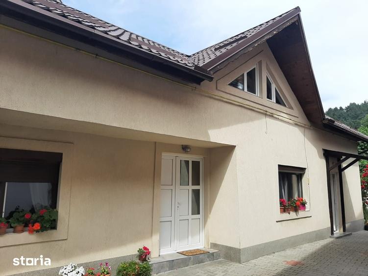 Casă cu 4 camere cu Teren 140 Mp în Baciu