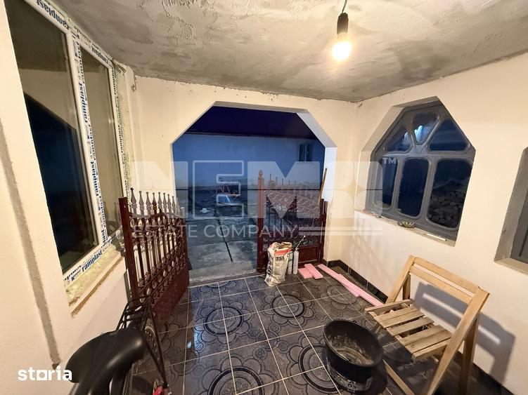 Casă cu 5 camere cu Teren 2000 Mp în Marginea