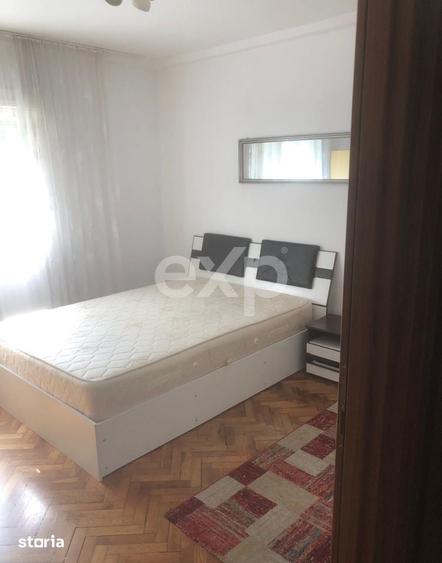 Apartament cu 3 camere decomandat în Zorilor