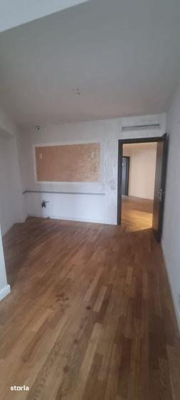 Spațiu comercial, de 90 mp, în Herăstrău