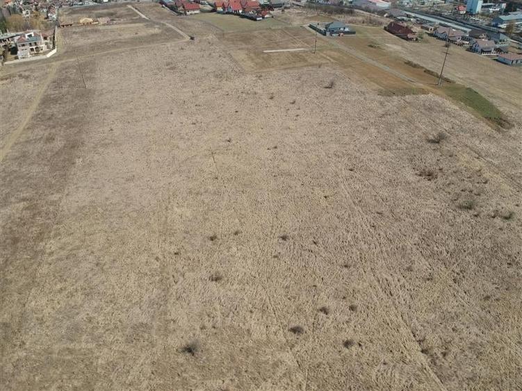 Teren Construcții extravilan de 34229 mp, în Corunca