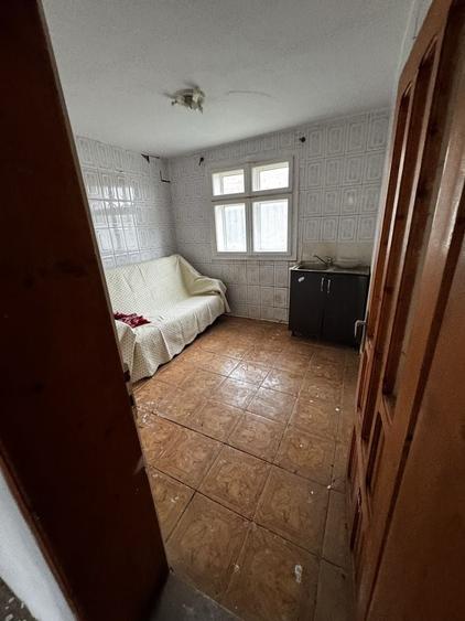 Casă cu 3 camere în Tulucești