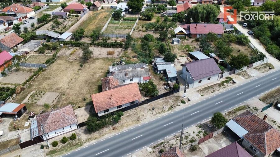 Casă cu 6 camere cu Teren 1200 Mp în Central