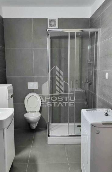 Apartament cu 3 camere decomandat, mobilat în Torontalului