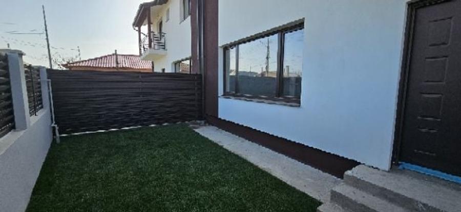 Duplex cu 4 camere cu Canalizare în Bălăceanca