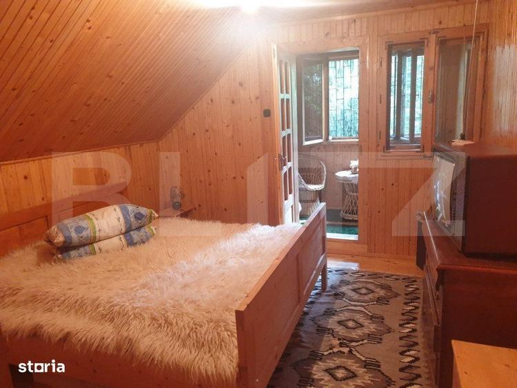 Casă cu 4 camere cu Teren 900 Mp în Piatra
