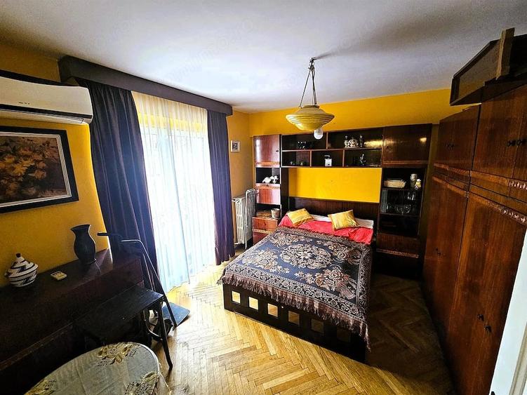 Apartament cu 2 camere semidecomandat în Universitate