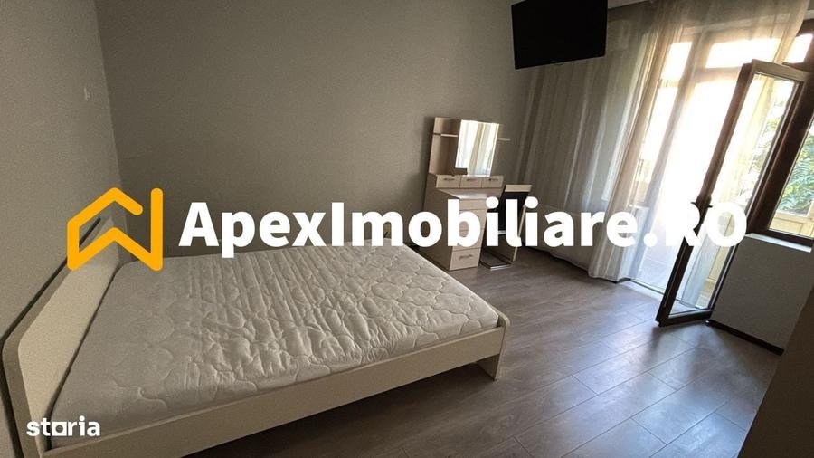 Apartament cu 3 camere decomandat în Domenii
