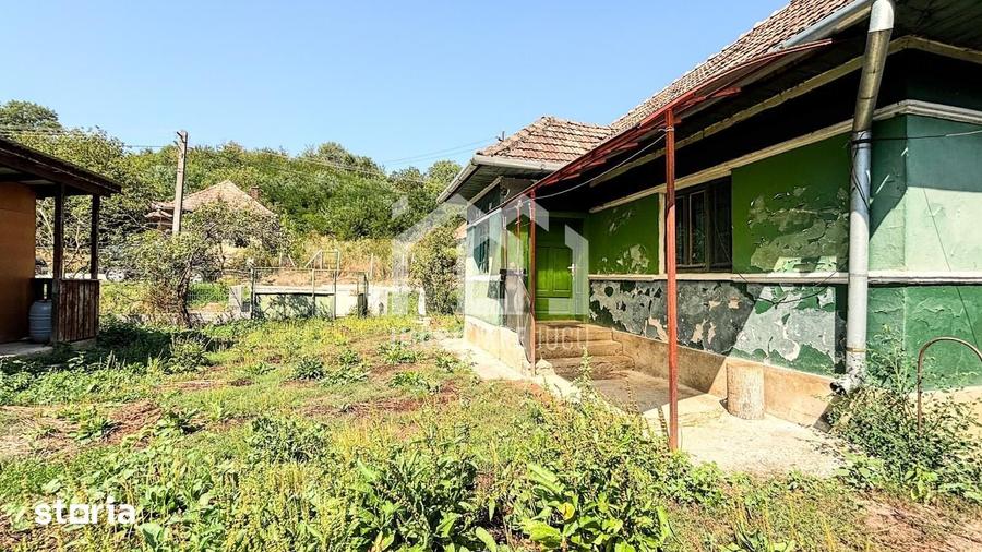 Casă cu 2 camere cu Teren 1280 Mp în Jucu