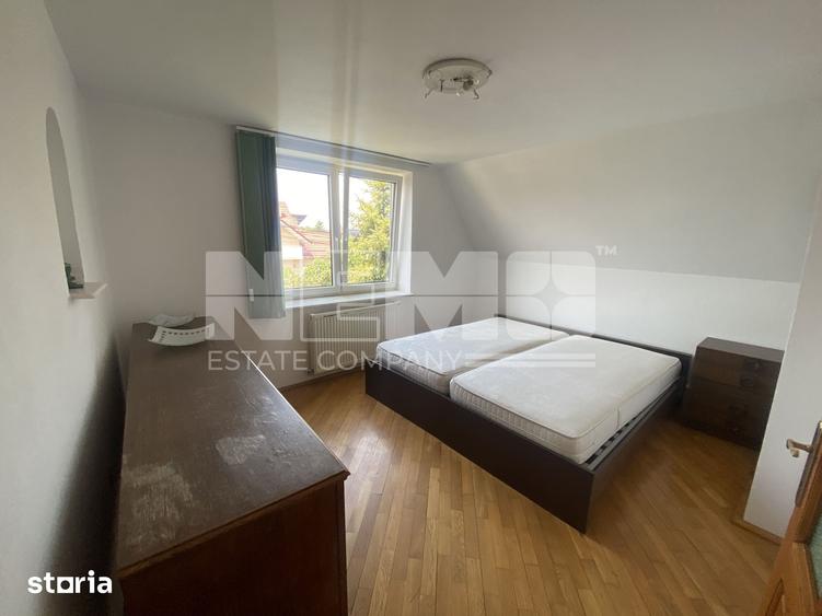 Casă cu 5 camere cu Teren 1500 Mp în Rădăuți