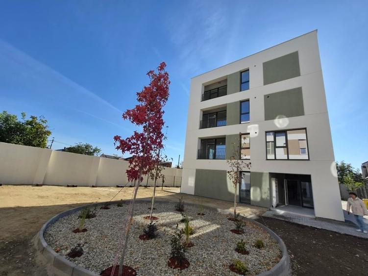 Apartament cu 2 camere decomandat în Lipovei