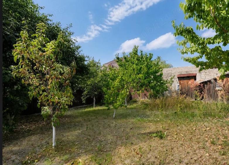 Casă cu Teren 567 Mp în Dărmănești