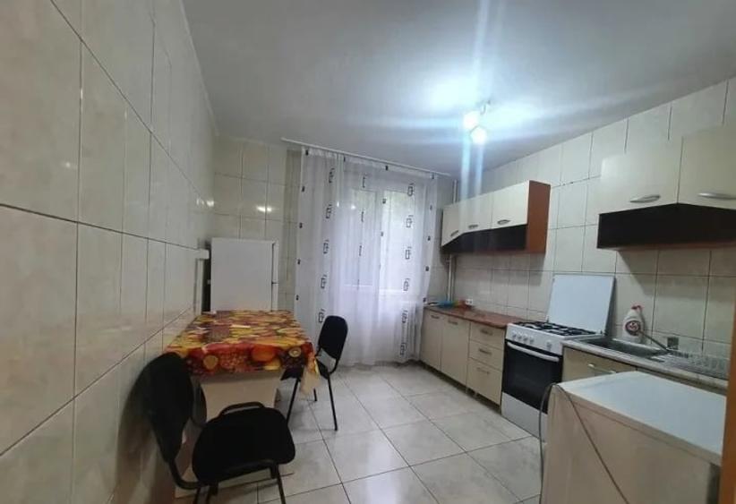 Apartament cu 2 camere decomandat în Drumul Taberei