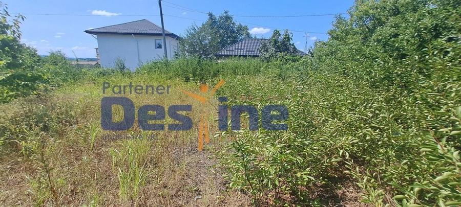 Teren Construcții intravilan de 1680 mp, în Miroslava