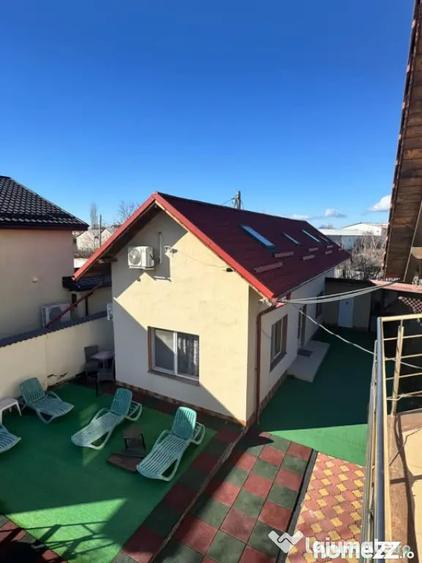 Casă cu 7 camere cu Teren 960 Mp în Central