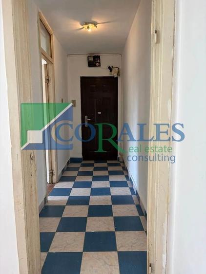 Apartament cu 2 camere semidecomandat în Dâmbovița