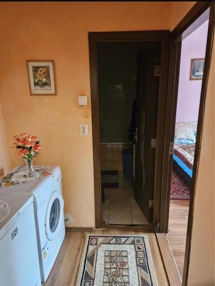 Apartament cu 4 camere decomandat în Grigorescu