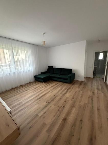 Apartament cu 2 camere decomandat în Florești