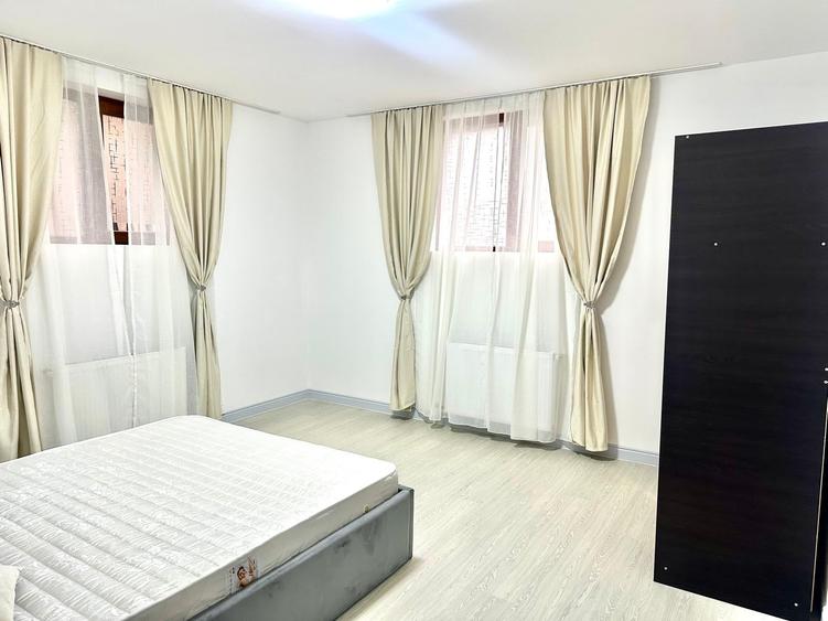 Apartament cu 3 camere semidecomandat, mobilat în Bucureștii Noi