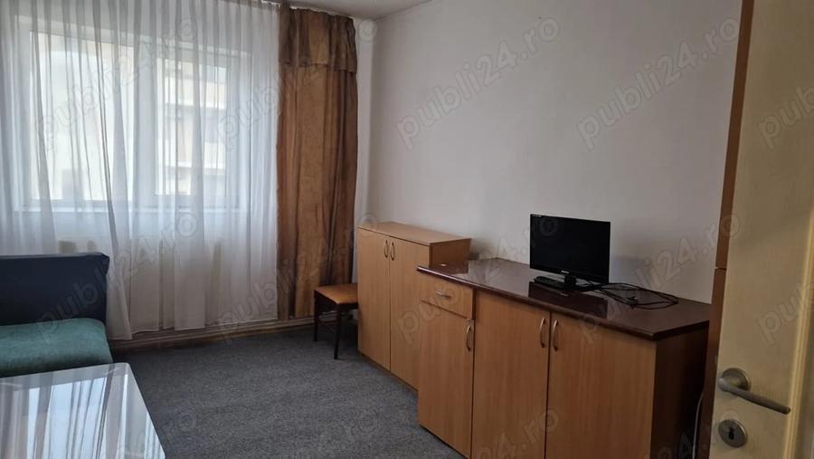 Garsonieră în Aradului