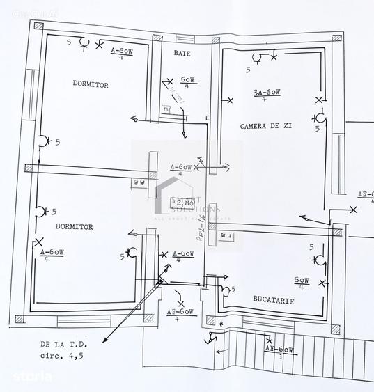 Casă cu 8 camere cu Teren 1000 Mp în Central