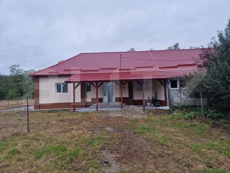 Duplex cu 4 camere cu Teren 1000 Mp în Căianu