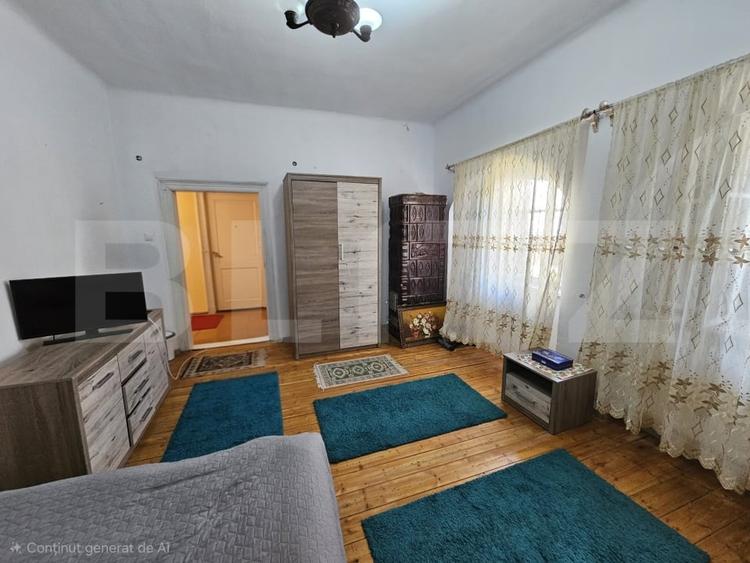 Casă individuală cu 6 camere cu Canalizare în Zlatna