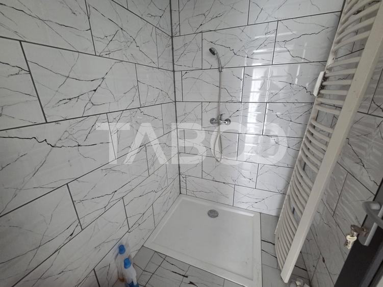 Casă individuală cu 4 camere cu Canalizare în Făgăraș