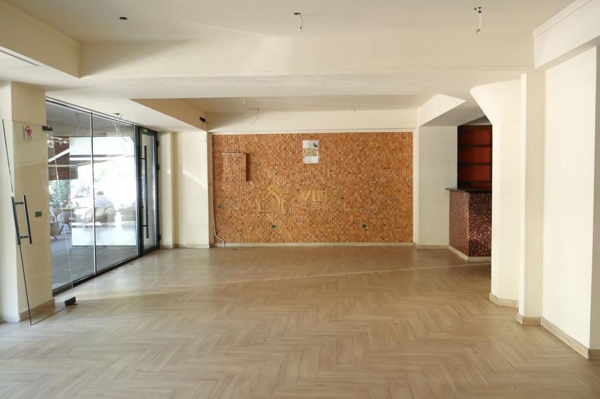 Spațiu comercial, de 66 mp, în Băneasa