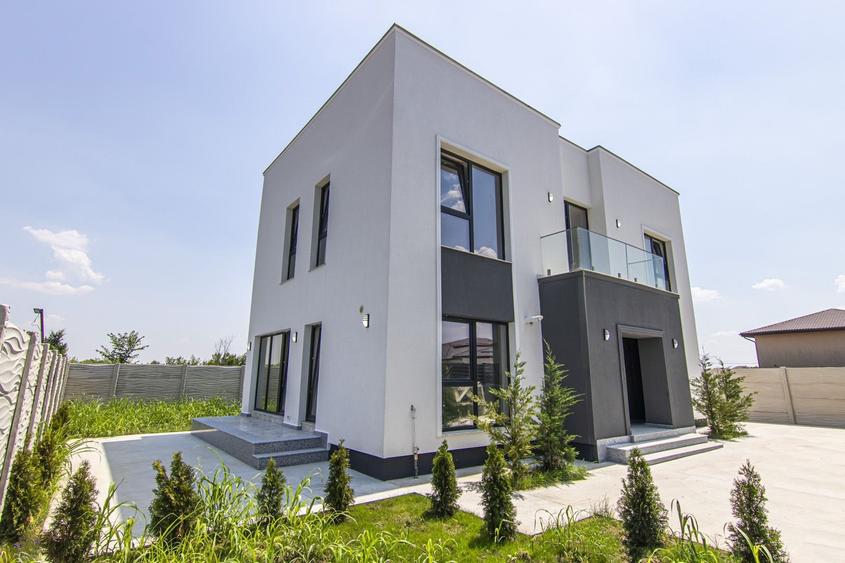 Casă individuală cu 5 camere cu Canalizare în Ferme