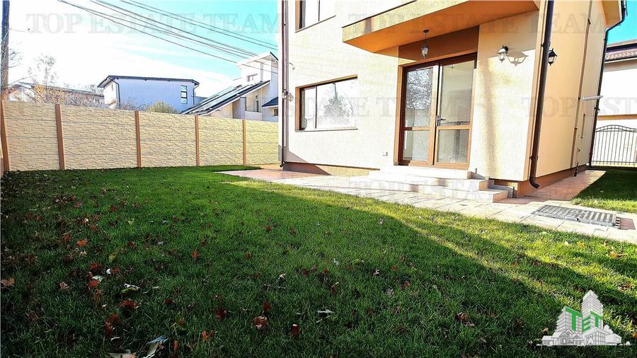 Casă individuală cu 4 camere cu Canalizare în Central