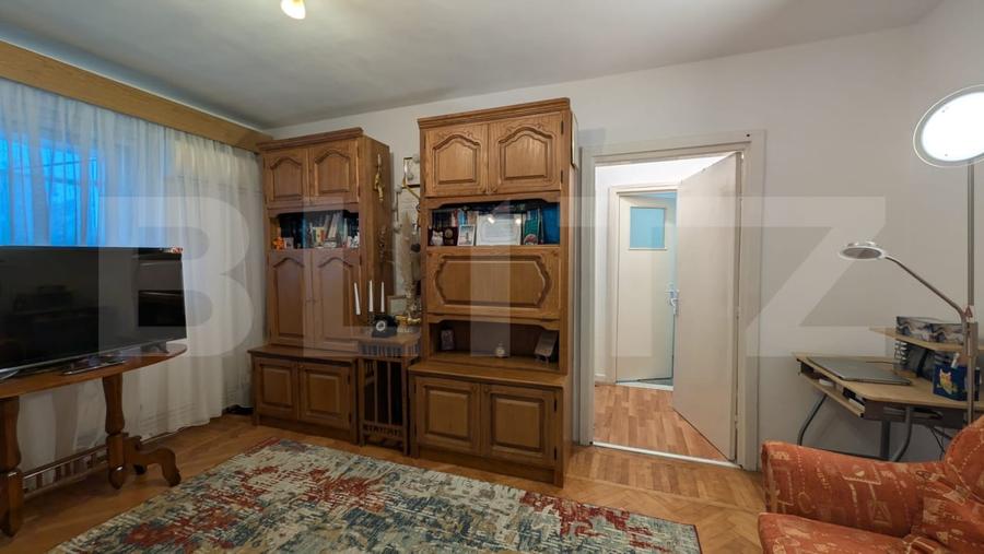 Apartament cu 2 camere semidecomandat, mobilat în Aleea Trandafirilor