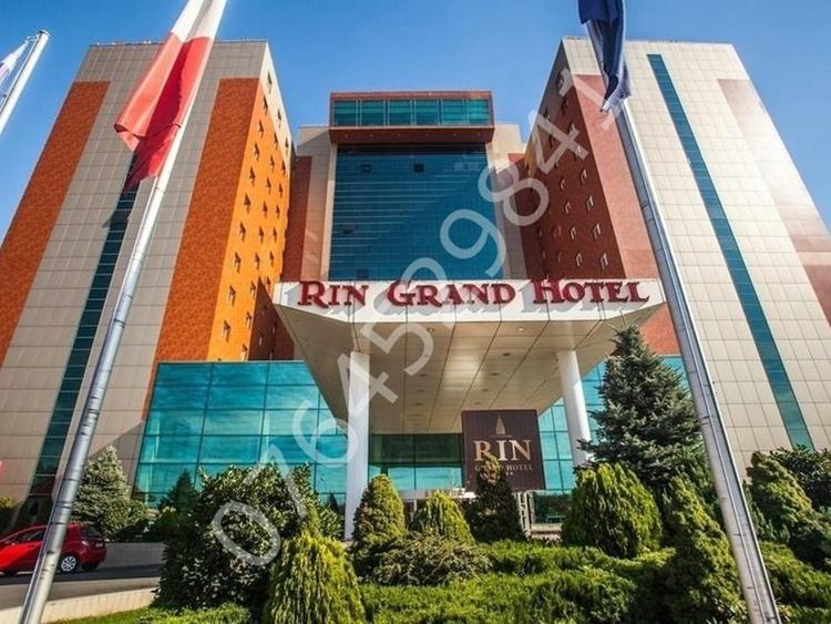 Apartament cu 2 camere decomandat în Vitan-Bârzești