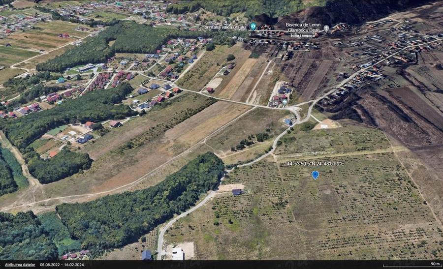 Teren de 2497 mp, în Glâmbocu