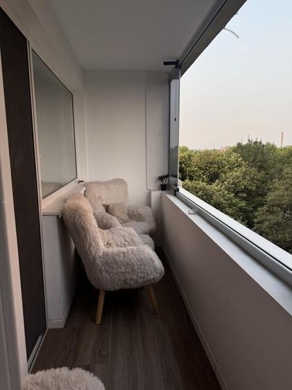Apartament cu 2 camere semidecomandat în Pajura
